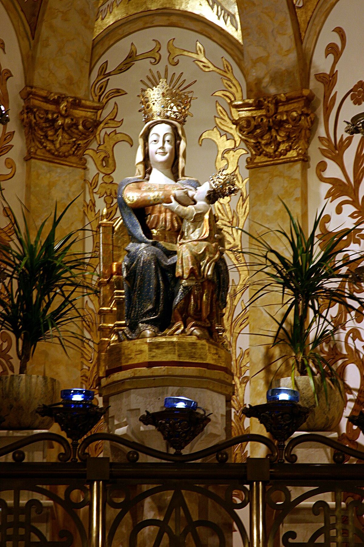 Our Lady of the Cloister - Cathedral of Tarragona - Catalonia 2014