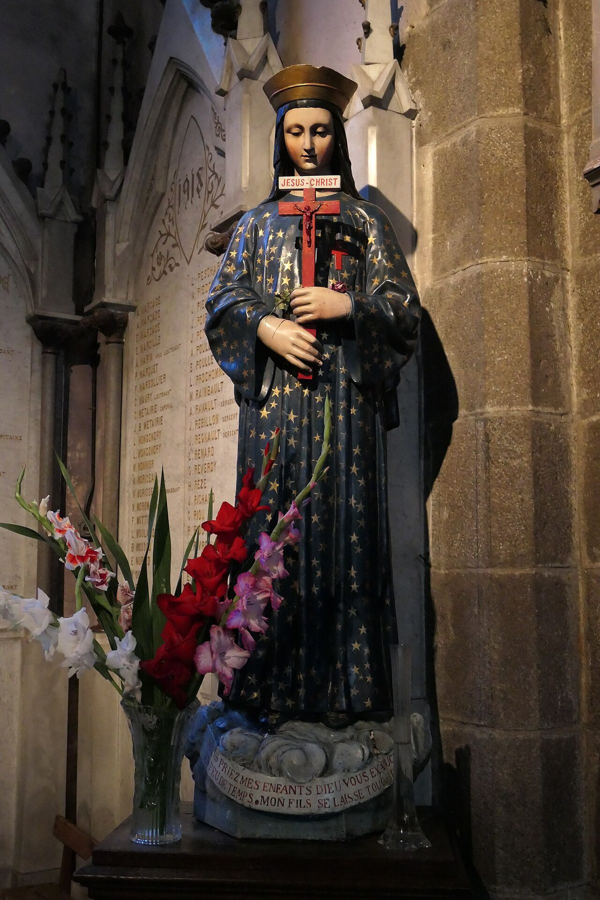 Laval - église des Cordeliers, intérieur 10