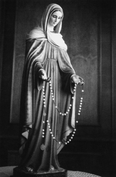 Estátua original de Nossa Senhora das Lágrimas (Original statue of Our Lady of Tears)