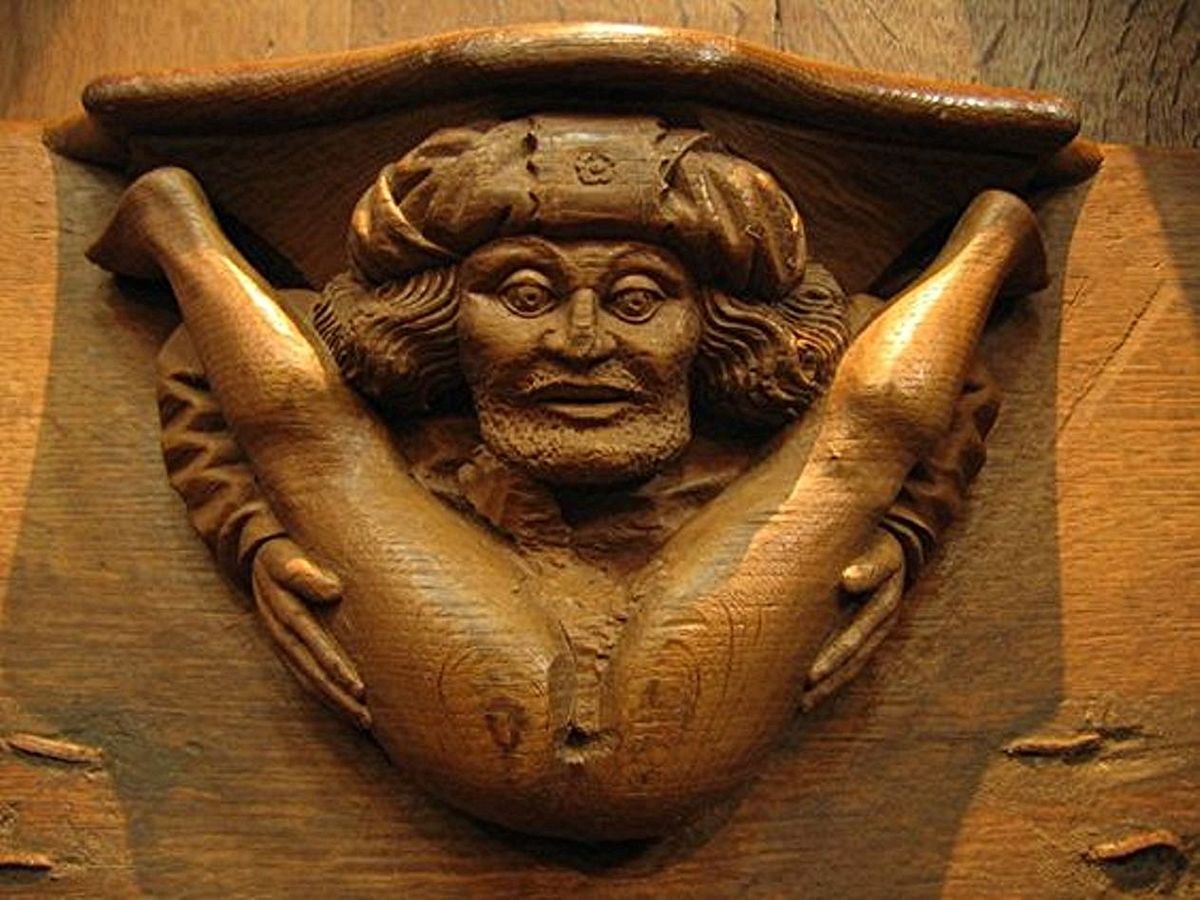 Tréguier, cathédrale saint Tugdual, 14e-15e siècles, stalles, début 16e siècle, sodomite émasculé (49)