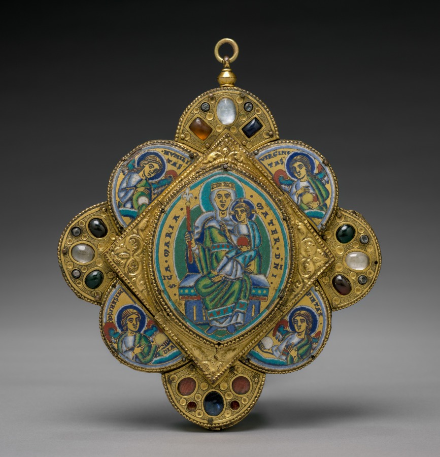 Pendant with the Virgin and Child
