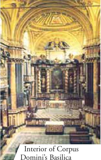Interior of Corpus Domini's Basilica