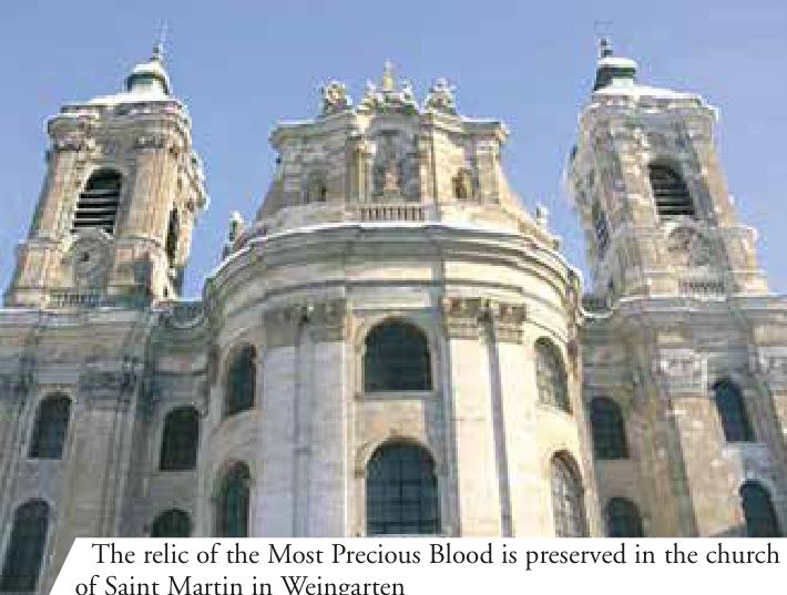 The relic of the Most Precious Blood of Jesus is displayed in the Basilica of Sant'Andrea in Manna